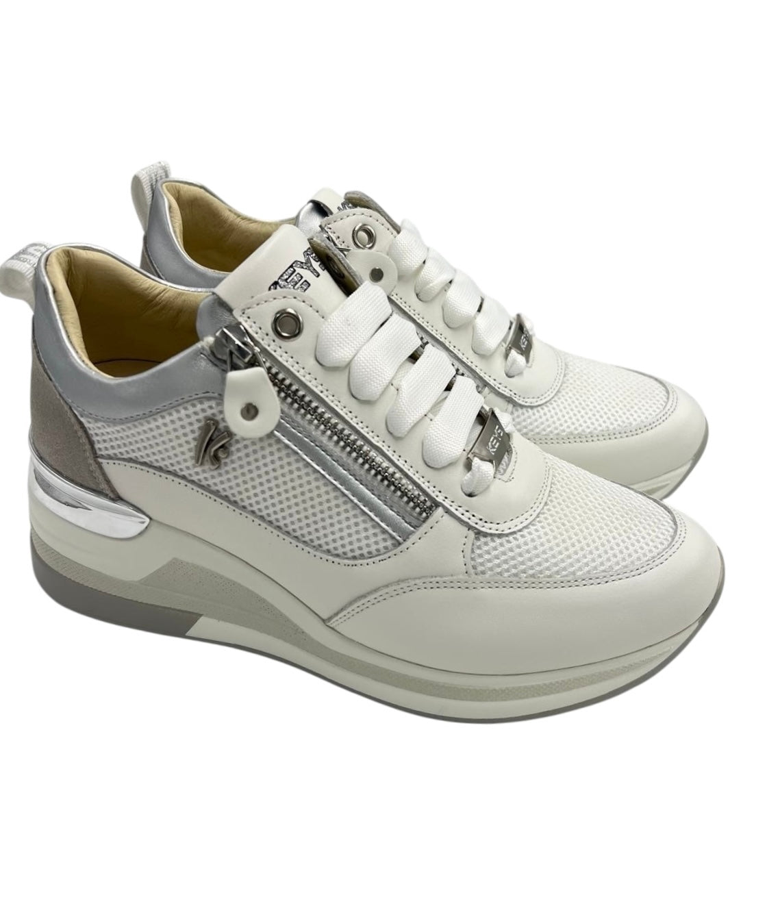 SNEAKERS KEYS K-11810