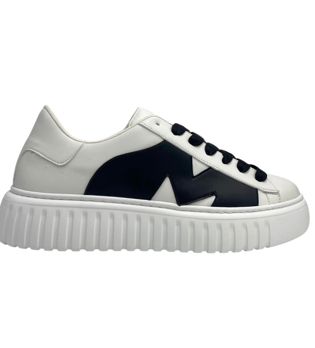 SNEAKERS BRIAN MILLS 1002