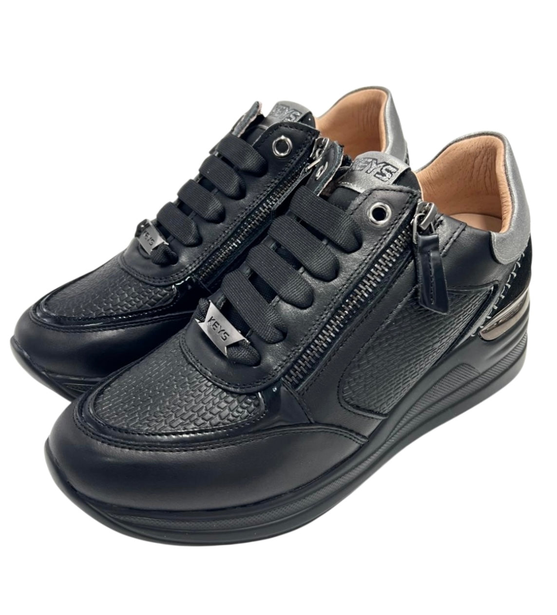 SNEAKERS KEYS K-11243