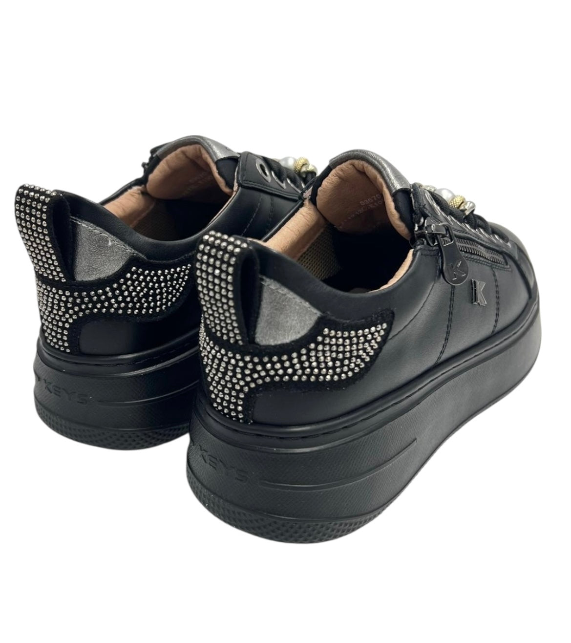 SNEAKERS KEYS K-11212