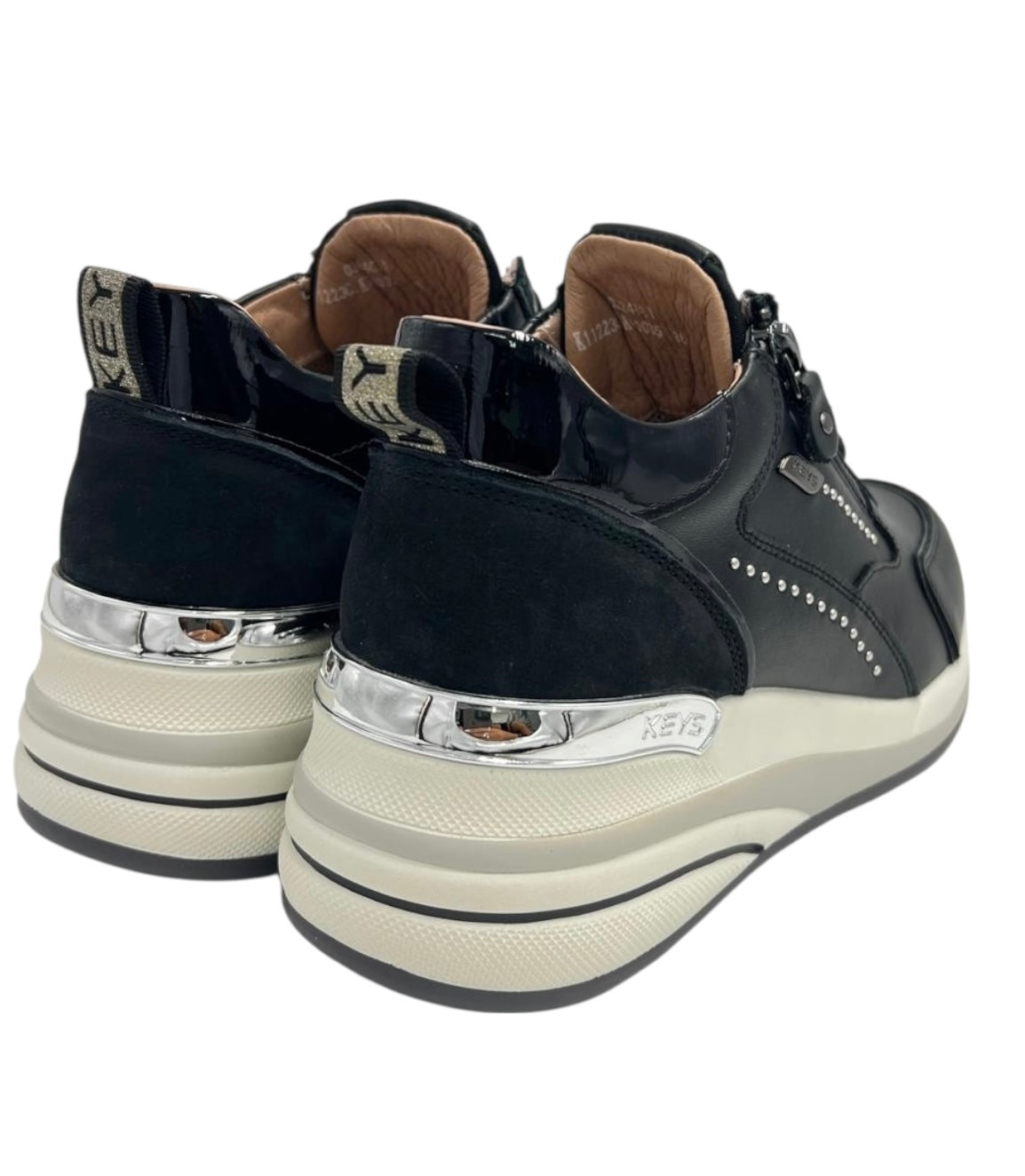 SNEAKERS KEYS K-11223