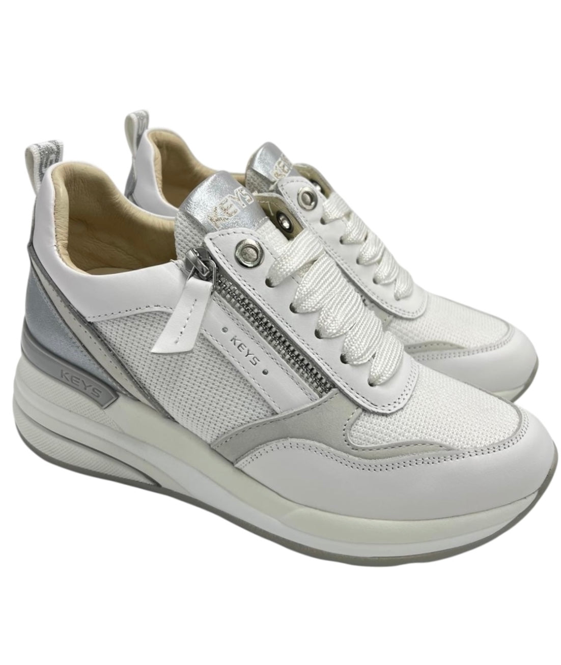 SNEAKERS KEYS K- 11841