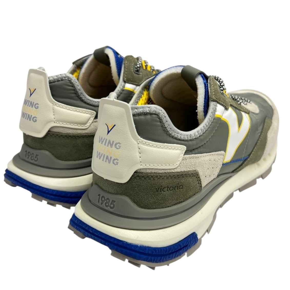 SNEAKERS VICTORIA 8811100