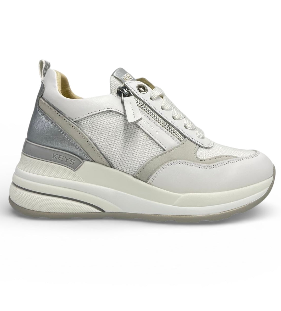 SNEAKERS KEYS K- 11841