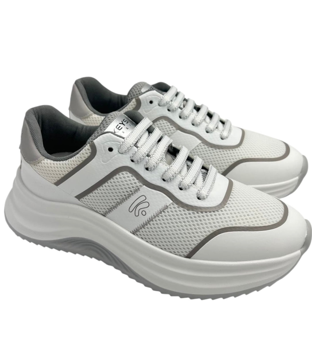 SNEAKERS KEYS K-11990