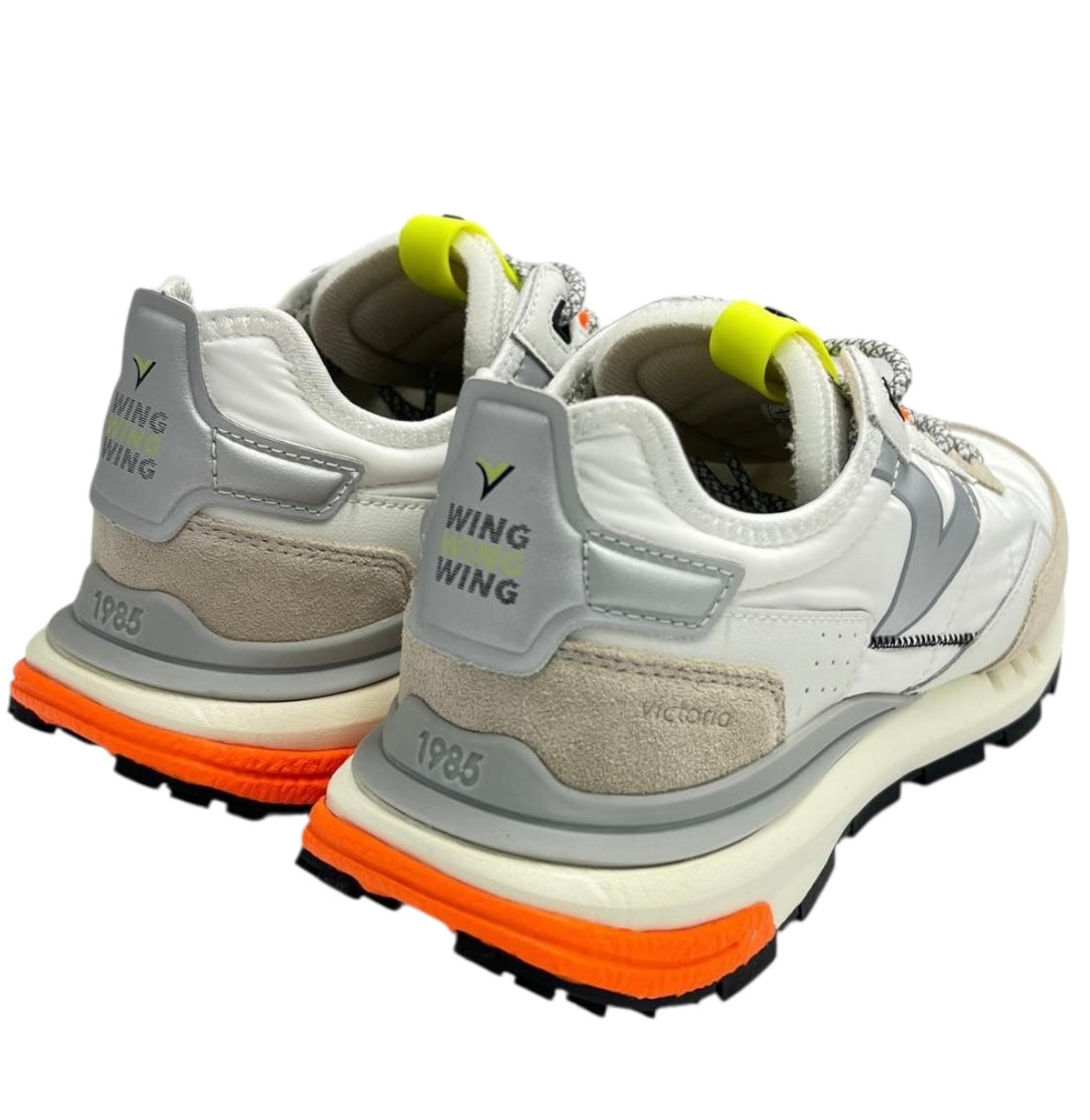 SNEAKERS VICTORIA 8811100