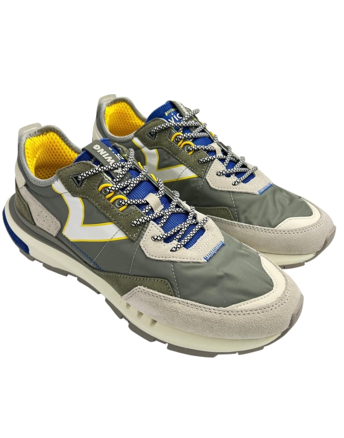 SNEAKERS VICTORIA 8811100