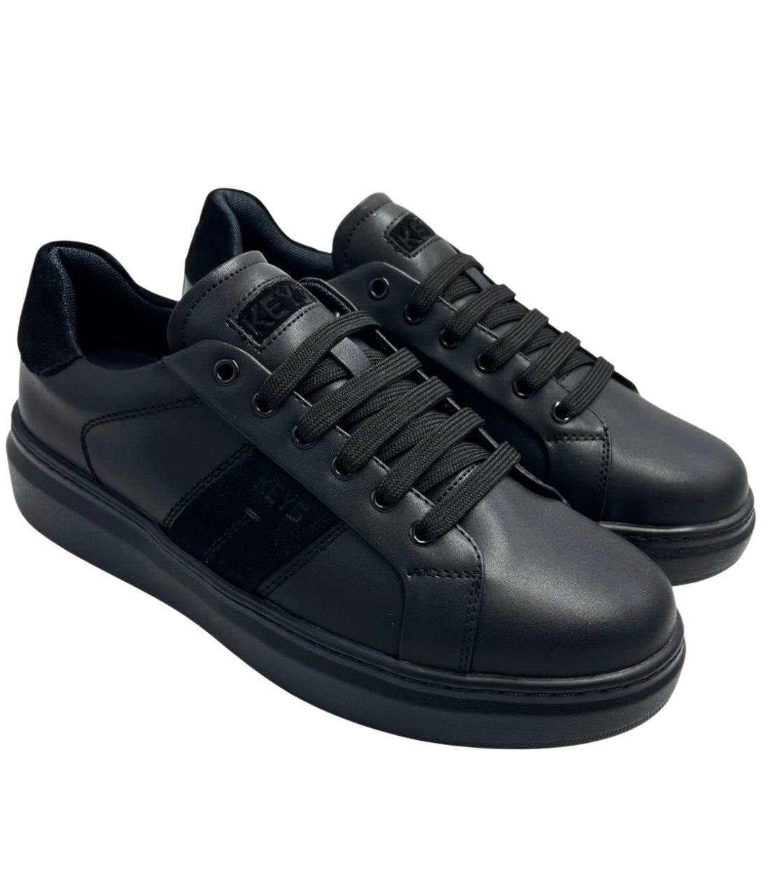 SNEAKERS KEYS K-11311