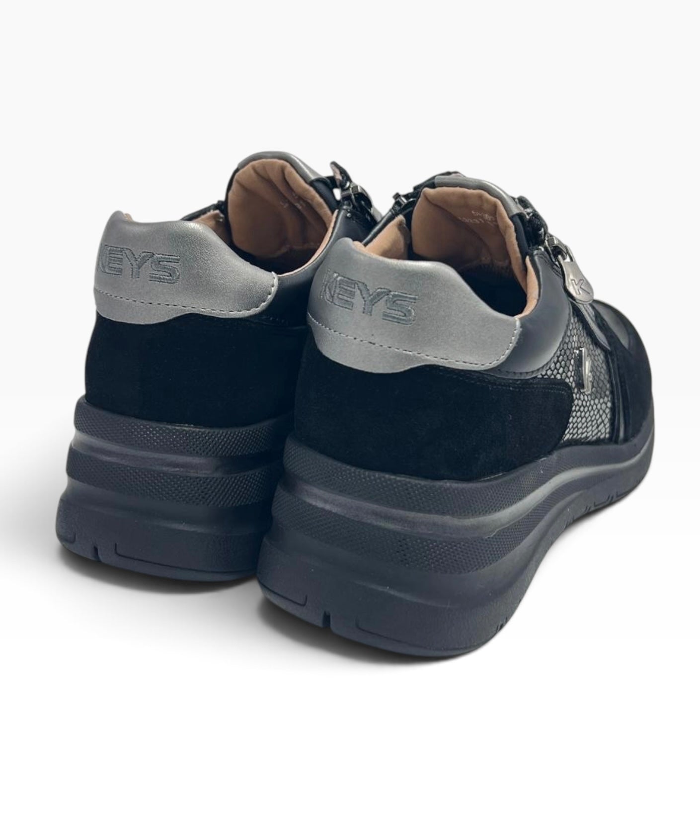 SNEAKERS KEYS K-13231