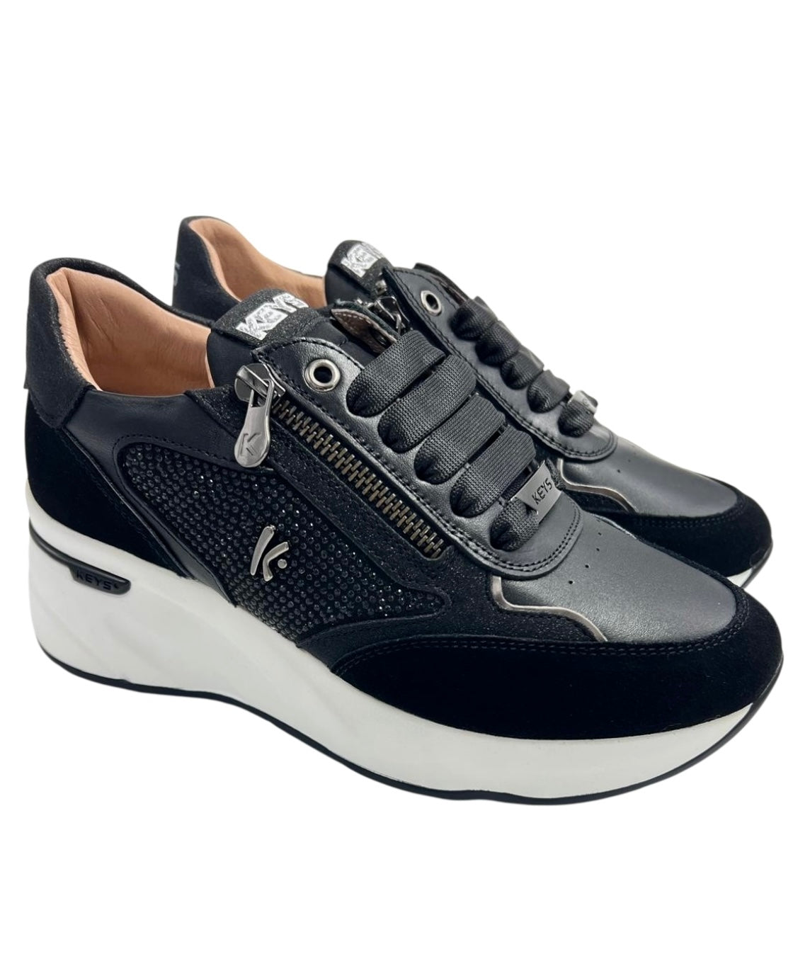 SNEAKERS KEYS K-11251