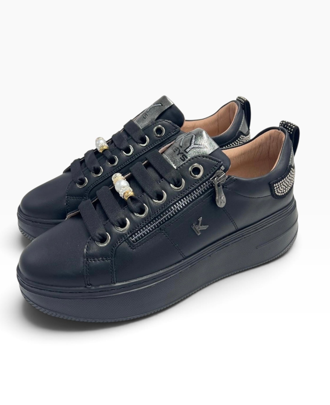 SNEAKERS KEYS K-11212