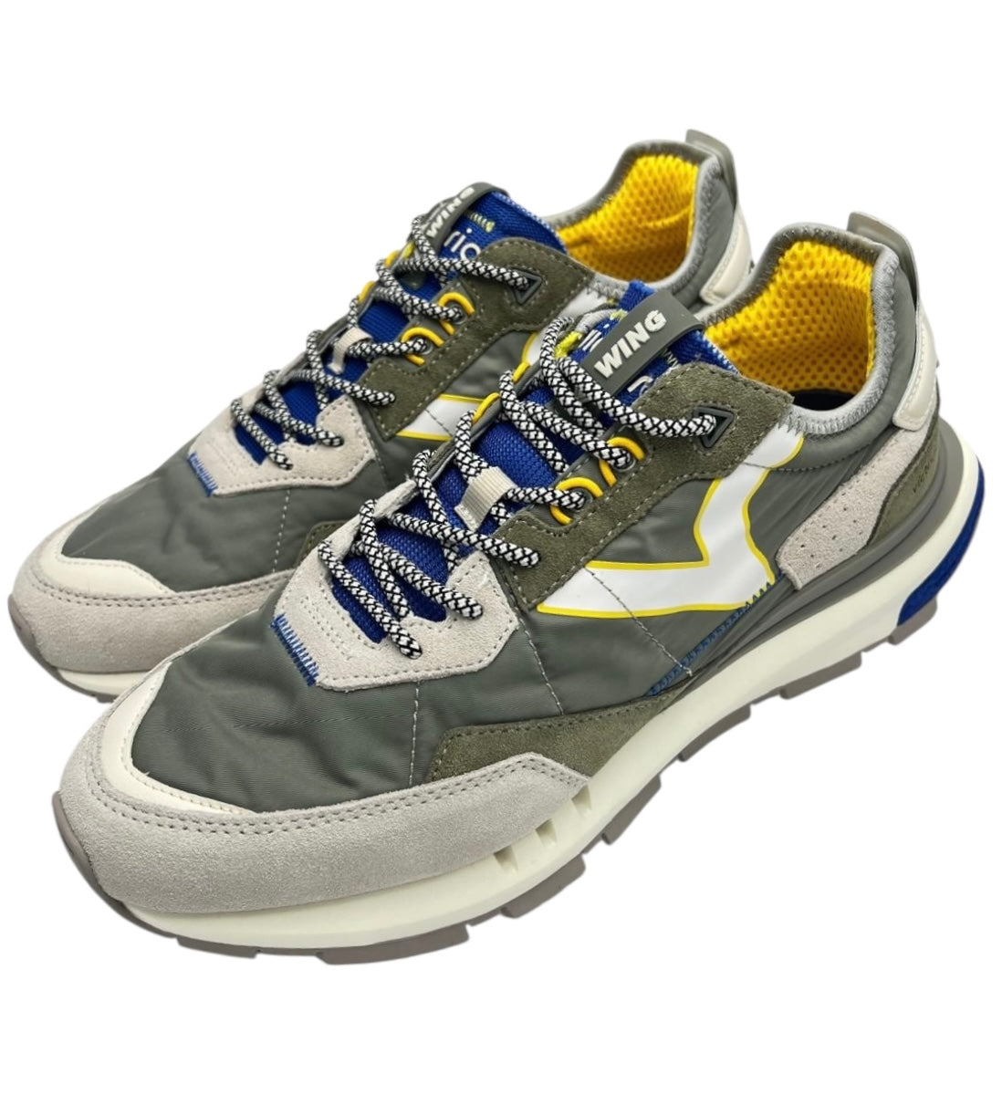 SNEAKERS VICTORIA 8811100