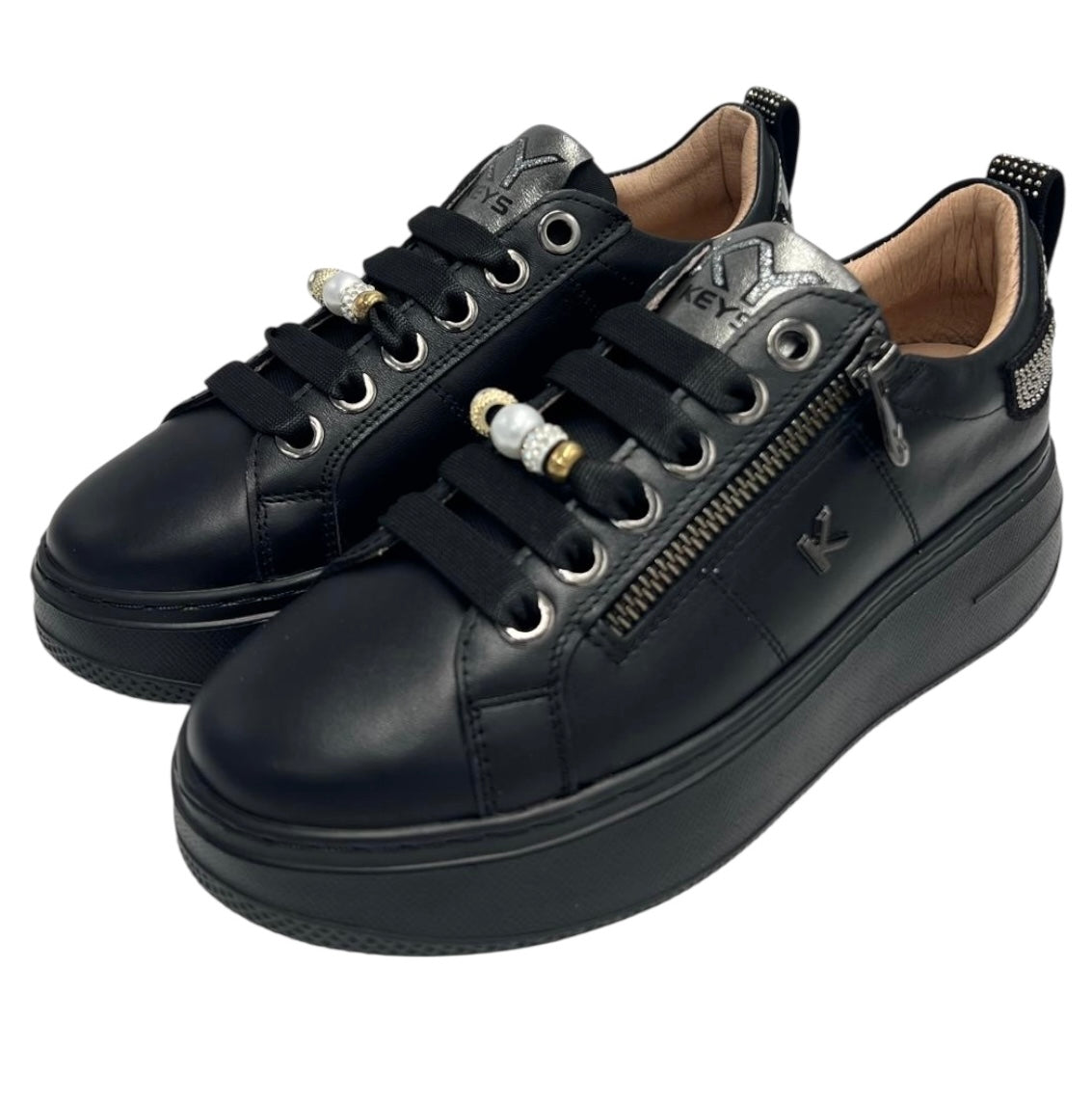 SNEAKERS KEYS K-11212