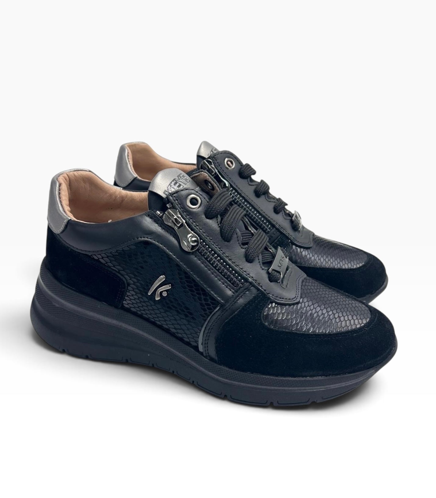 SNEAKERS KEYS K-13231